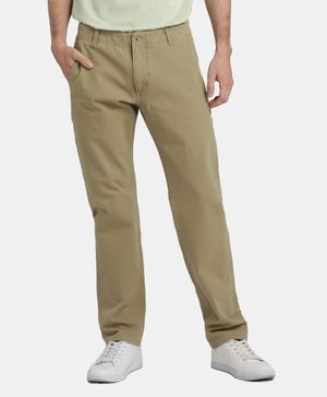 Dockers® Alpha Khaki 360